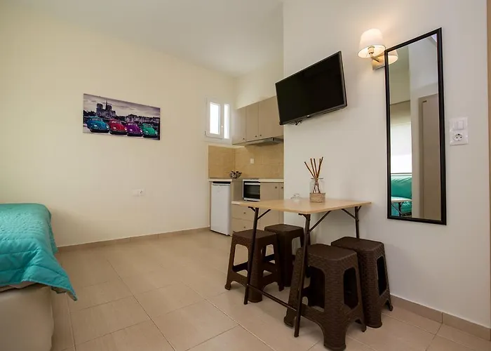 Studios Maria Daire *